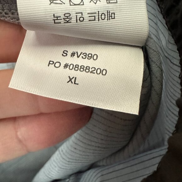 Vuori Shorts Mens M, XL Gray Peak Athletic v390 Activewear - Picture 14 of 14